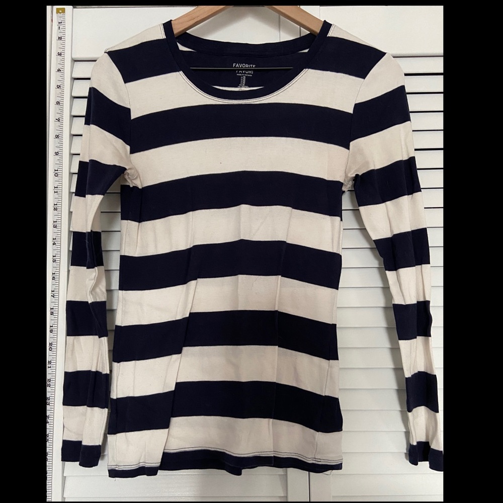 American Eagle Favorite T